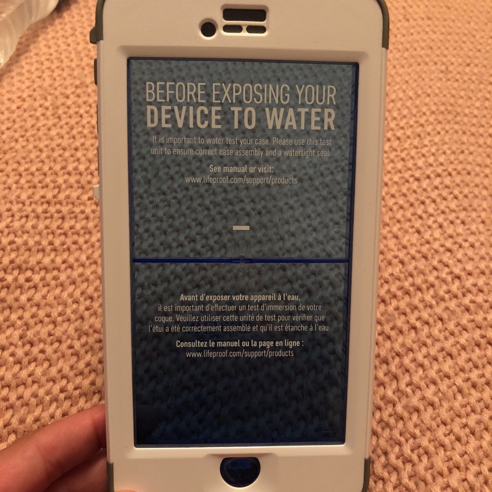 Lifeproof case 7 plus